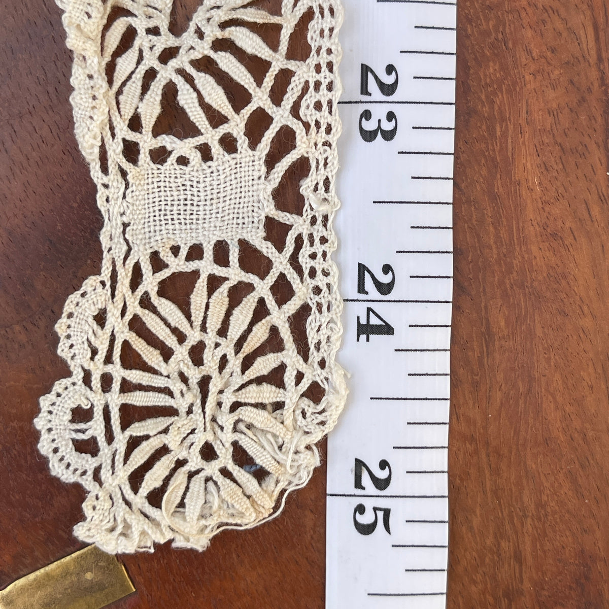 Unreleased: Antique Victorian Cream Hand Crocheted Lace Wheel & Scallop