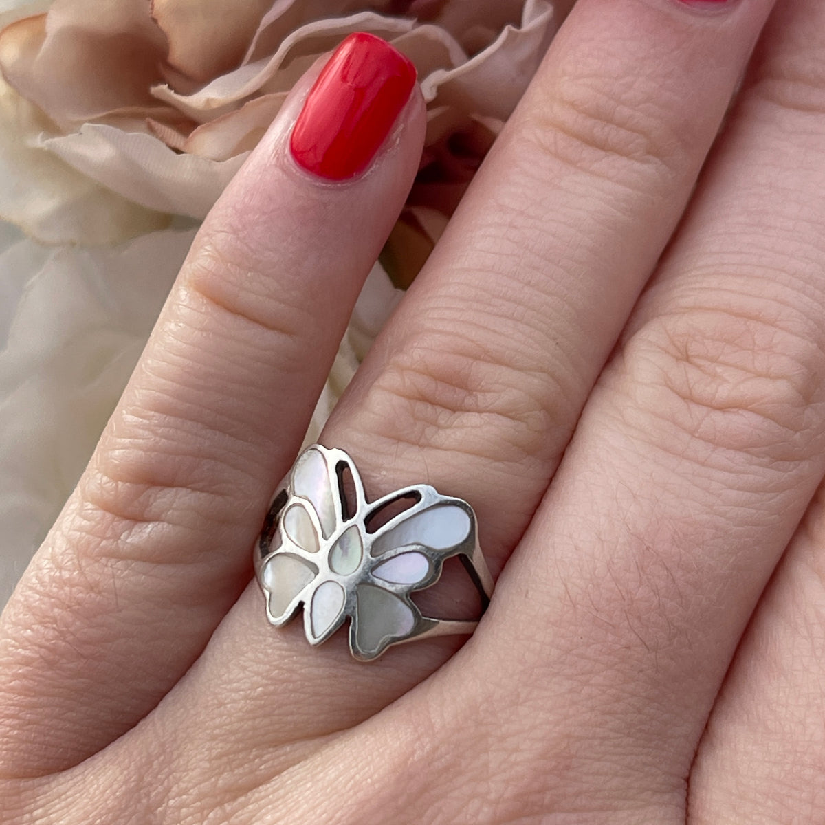 Sterling Silver Mother Of Pearl Inlay Butterfly Ring O