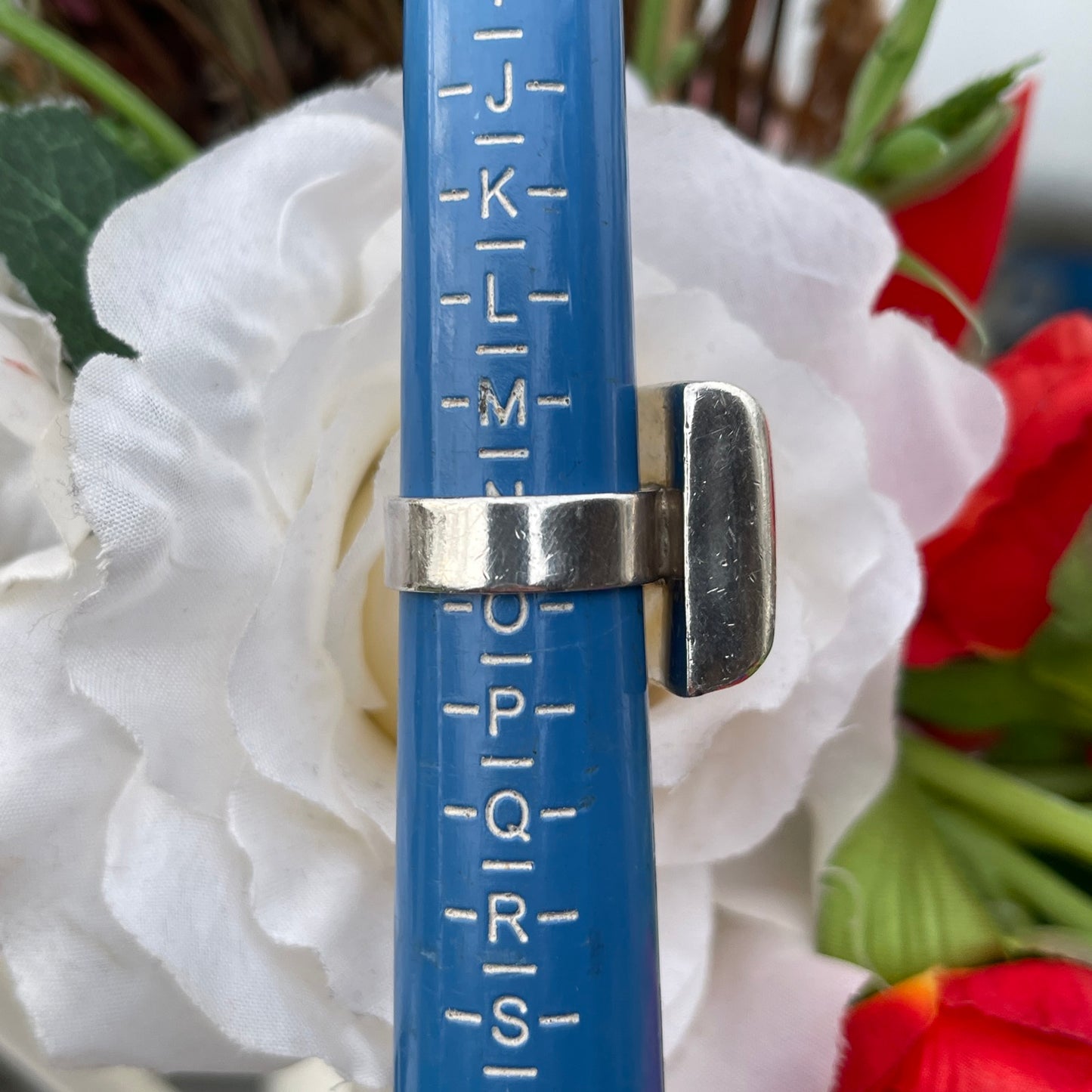 Sterling Silver Mother Of Pearl Chunky Square Cushion Ring N