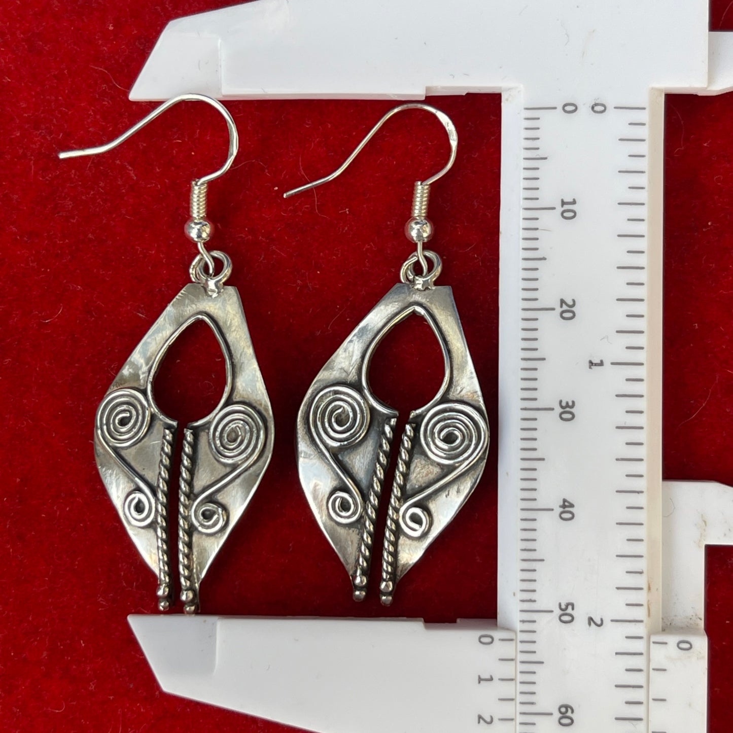 Vintage Sterling Silver Abstract Chunky Tribal Ethnic Leaf Earrings