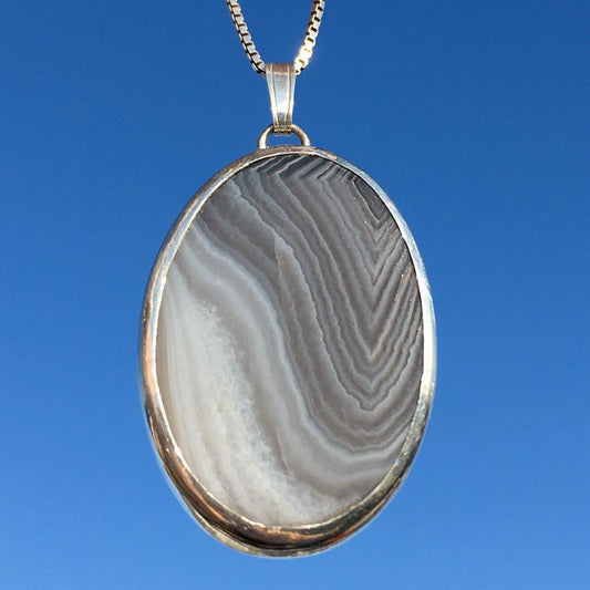 Vintage Silver 70s Crystal Agate Oval Necklace