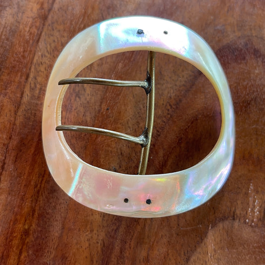 Unreleased: Vintage Sterling Silver Mother Of Pearl Locket
