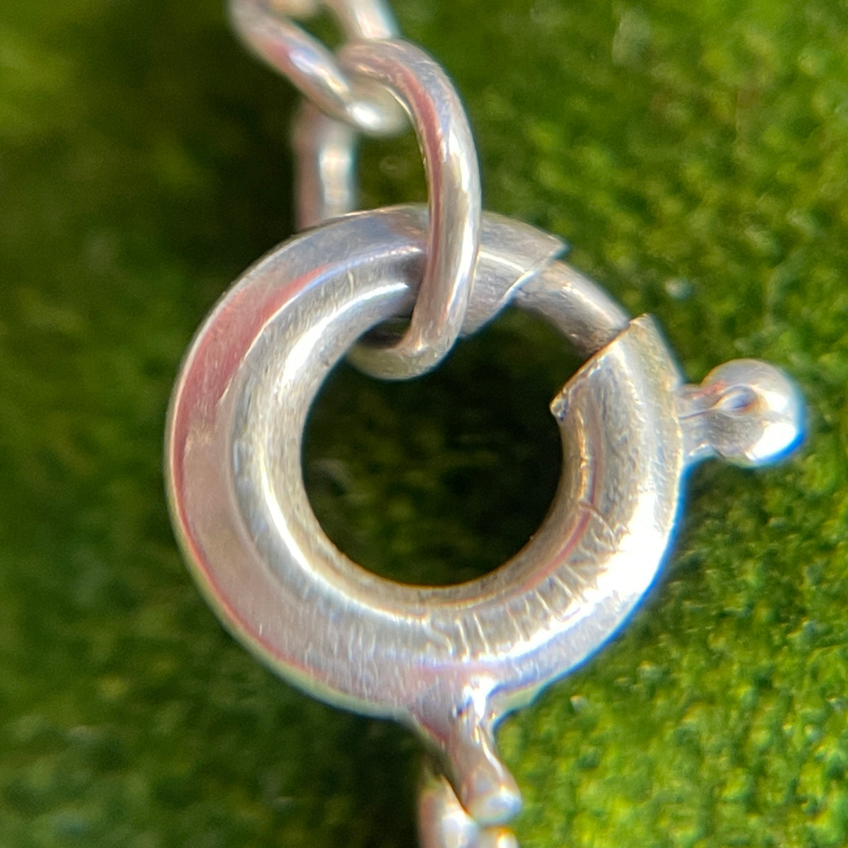 Vintage Sterling Silver Mother Of Pearl Heart Locket