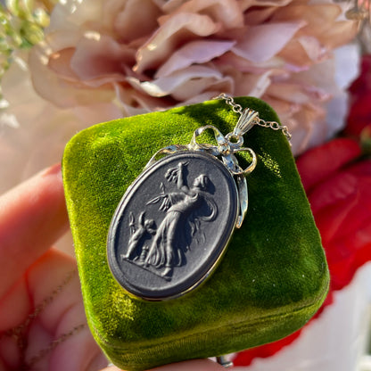 Vintage Sterling Silver Gold Venus & Cupid Basalt Cameo Necklace Wedgwood