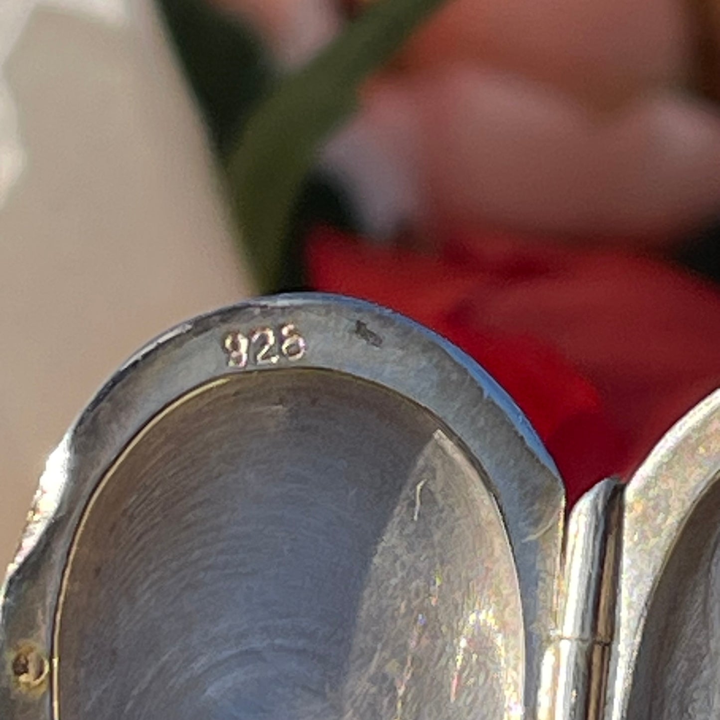 Vintage Sterling Silver Filigree Engraved Locket Ring N