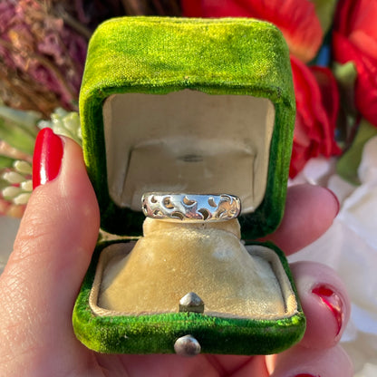 Vintage Sterling Silver Moon Cut Out Ring N