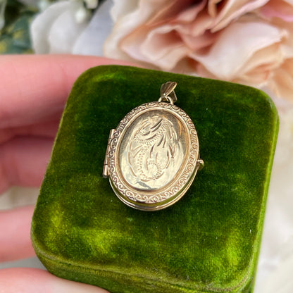 9ct Gold Quadruple Locket Pendant 4 Compartments Yellow Gold Engraved Rare 2.5g