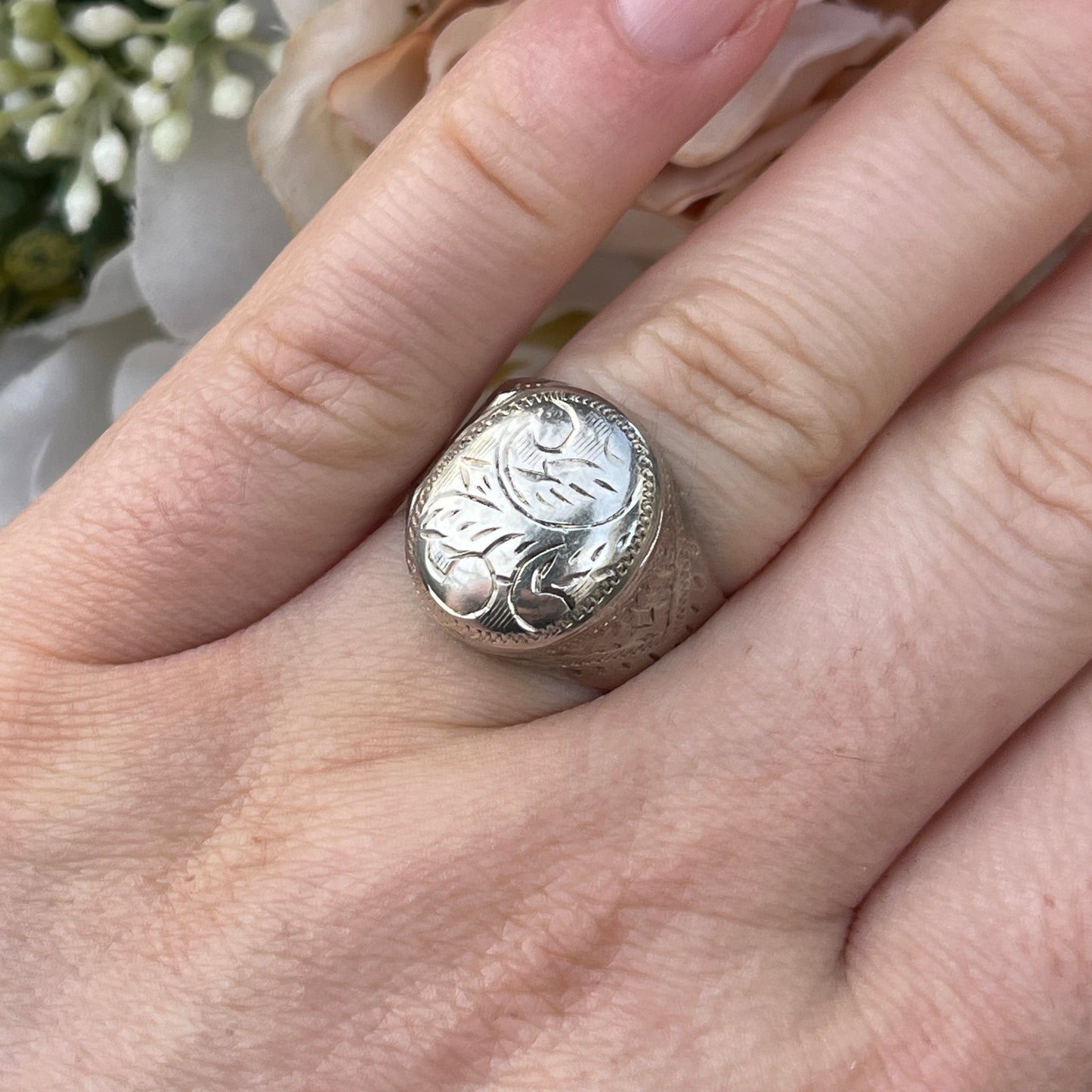 Unreleased: Vintage Sterling Silver Locket Ring Engraved Filigree Etched T