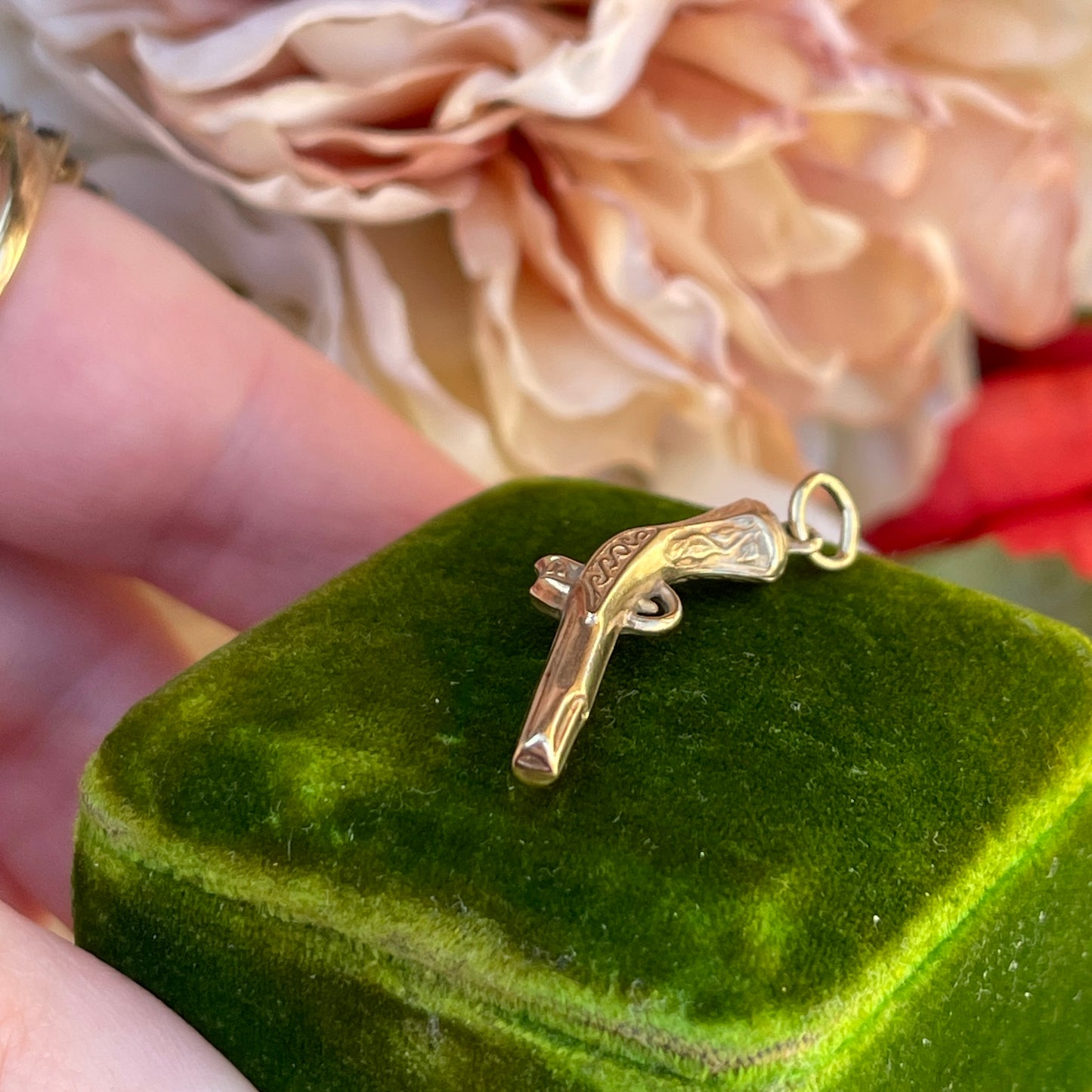 Vintage 9ct Gold Pistol Charm Antique Flintlock Gun Pendant 0.9g