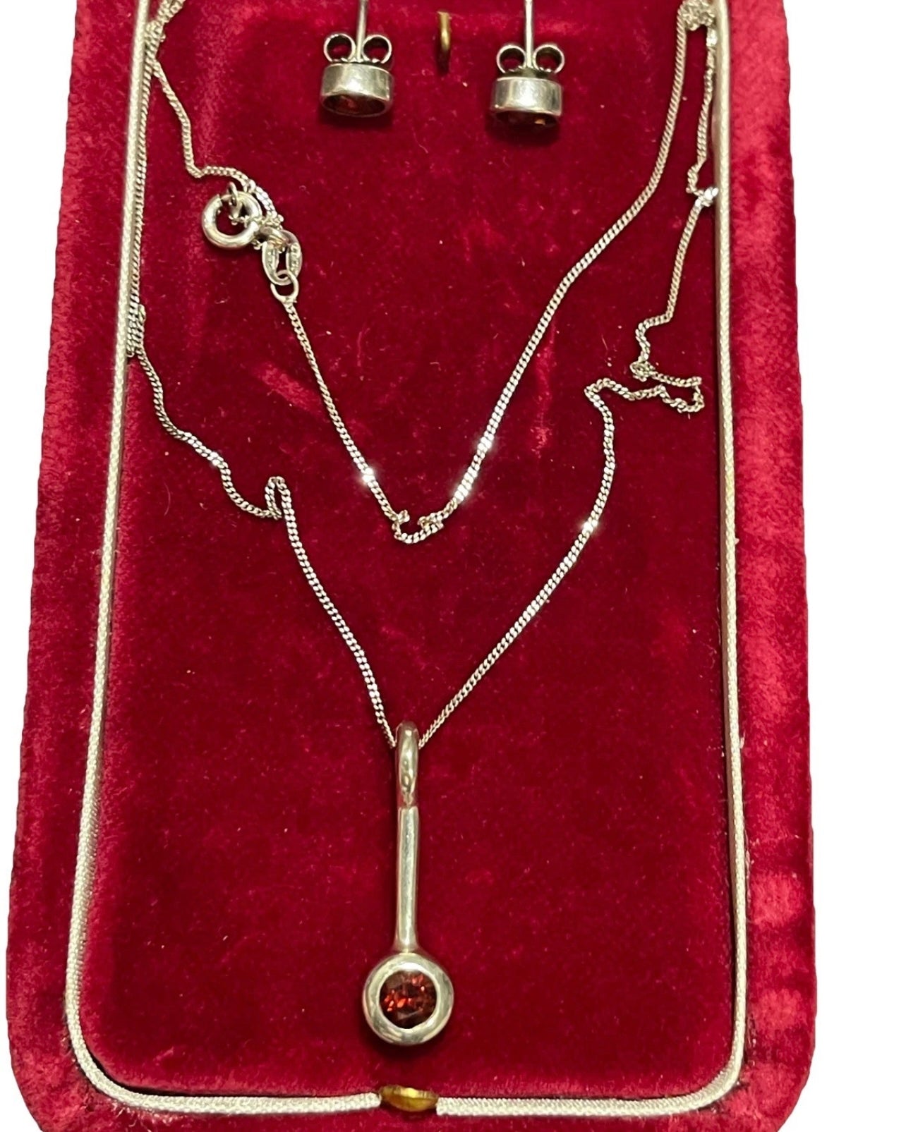 Vintage Sterling Silver Garnet Necklace Earrings Set