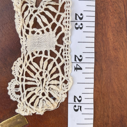 Unreleased: Antique Victorian Cream Hand Crocheted Lace Wheel & Scallop