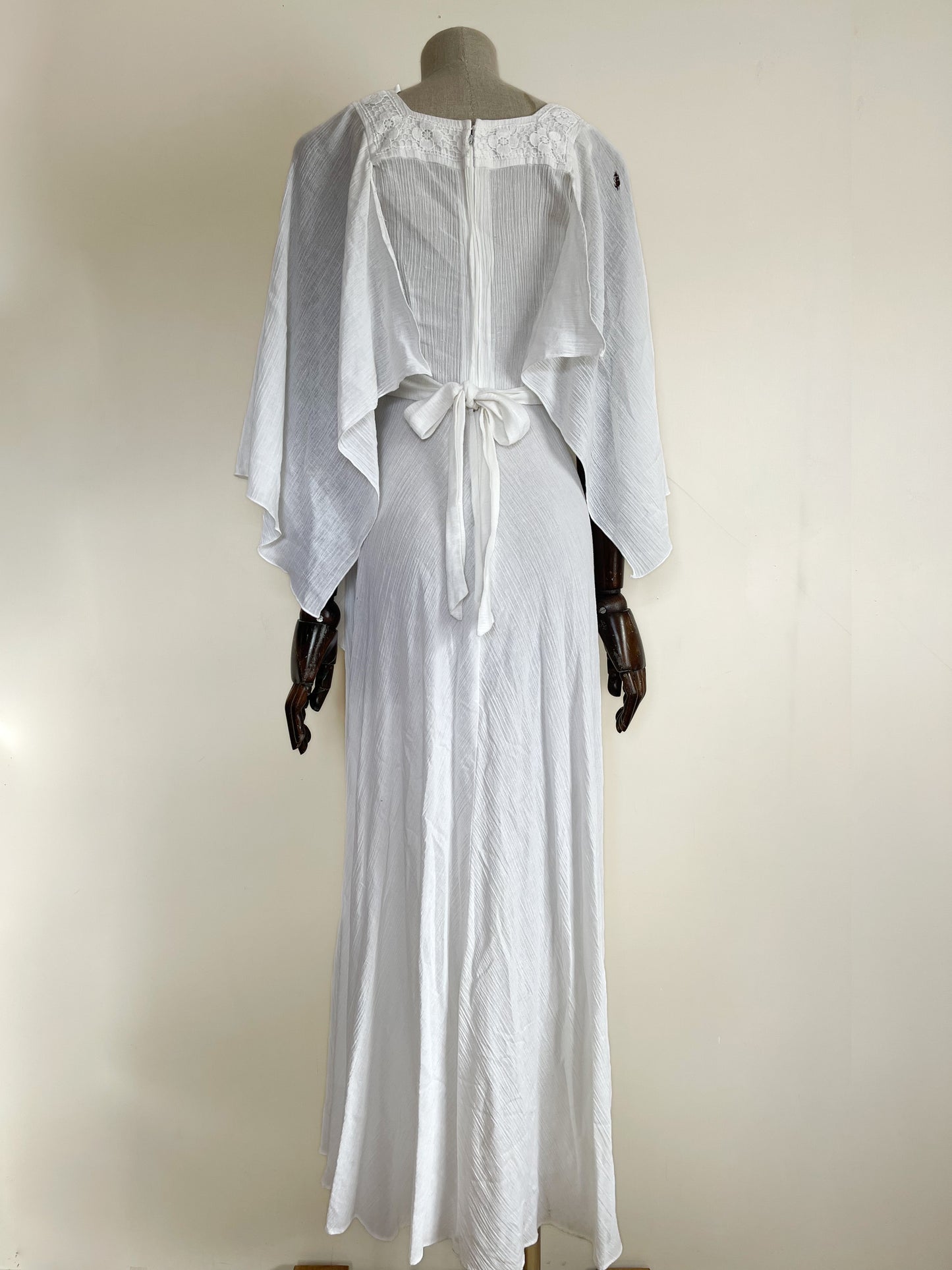 THE CHEESECLOTH ANGEL