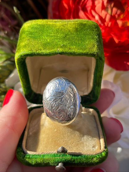 Vintage Sterling Silver Locket Ring Engraved Filigree Etched N