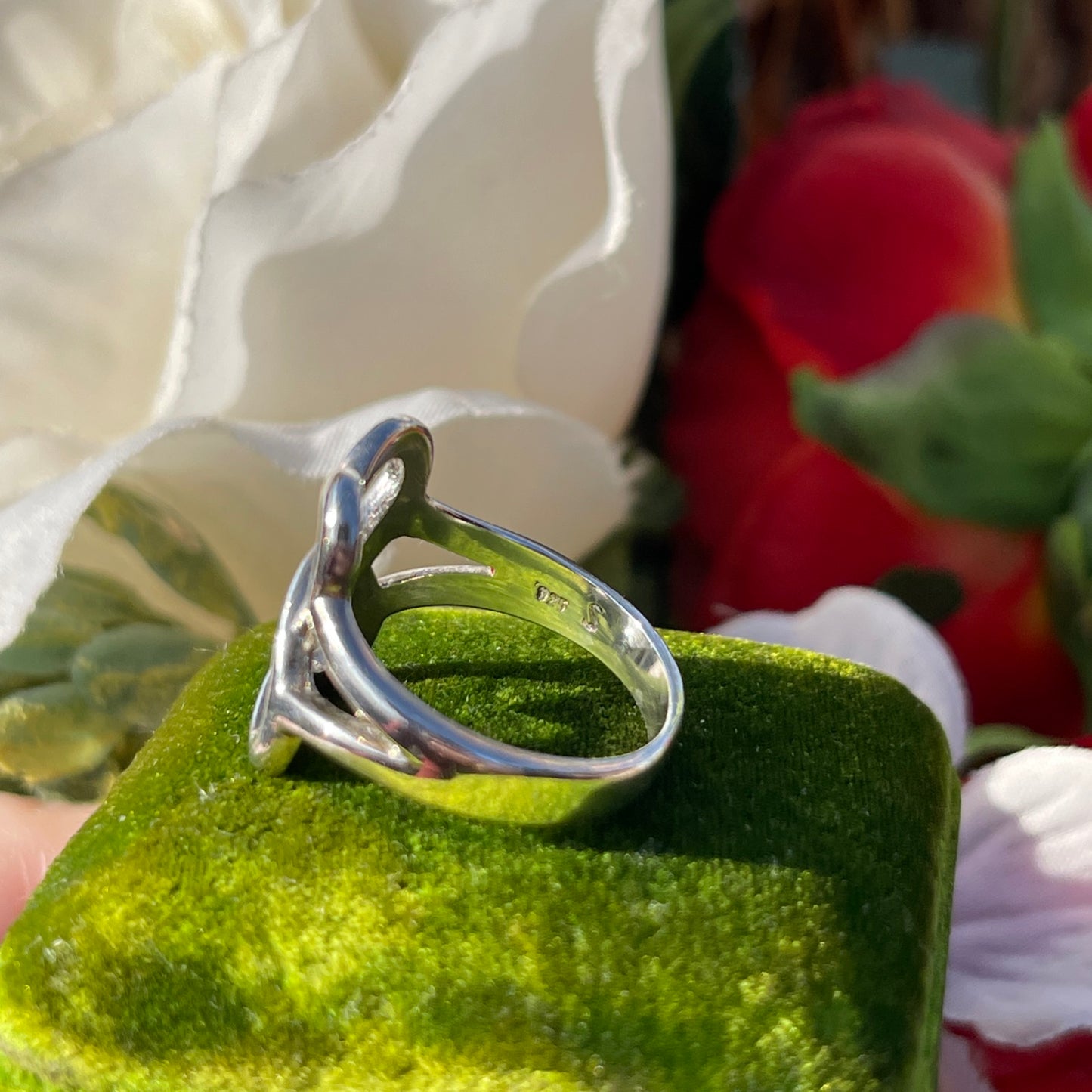Vintage Sterling Silver Interlocking Hearts Chunky Ring O