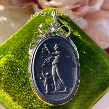 Vintage Sterling Silver Gold Venus & Cupid Basalt Cameo Necklace Wedgwood