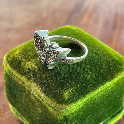 Unreleased: Vintage Sterling Silver Butterfly Marcasite Ring N
