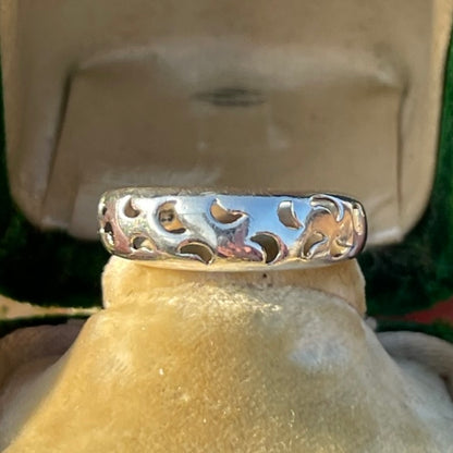 Vintage Sterling Silver Moon Cut Out Ring N