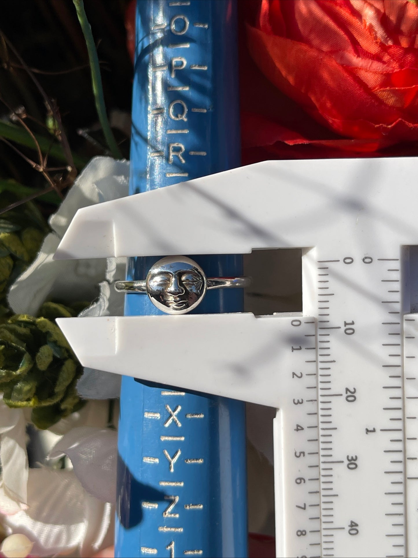 Sterling Silver Moon Face Ring Vintage Victorian Look Celestial Style As above U