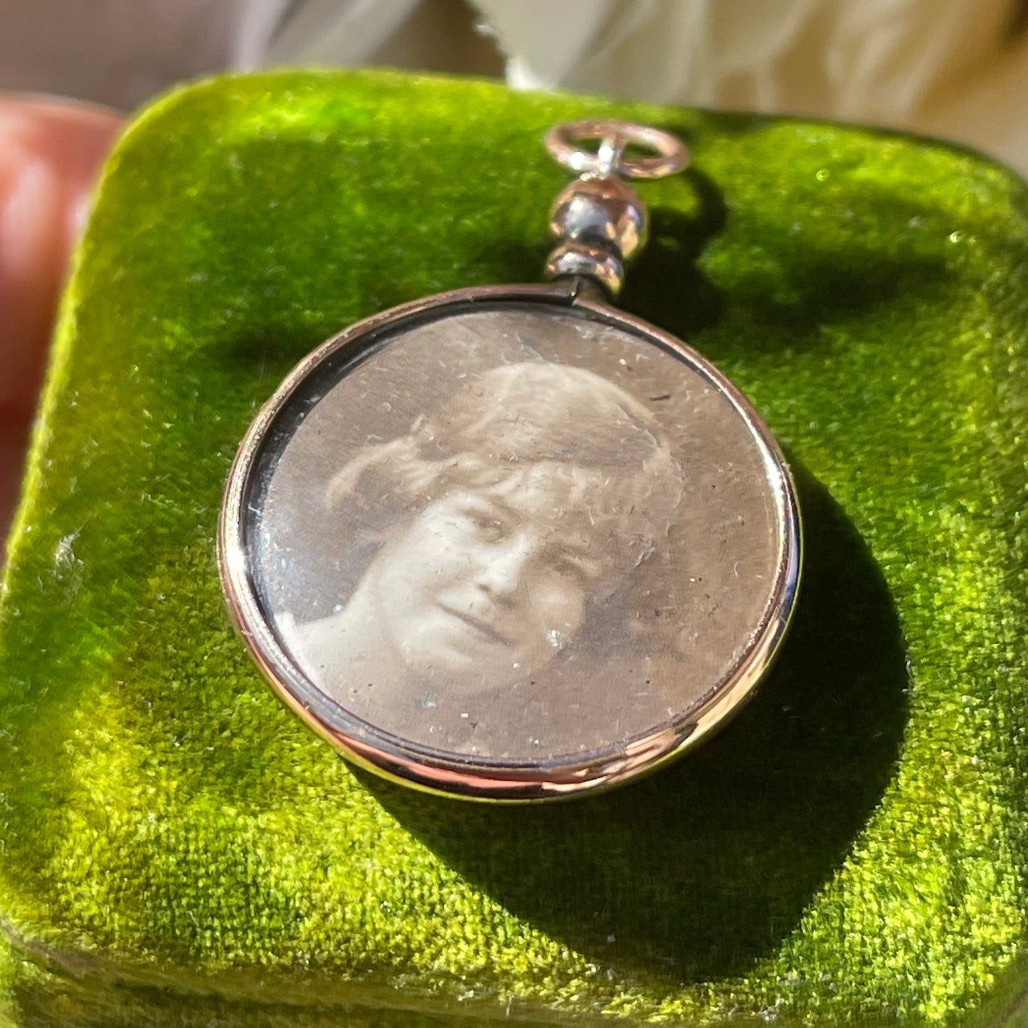 Antique 9ct Gold Glass Locket Double Sided Edwardian 1905 2.8g