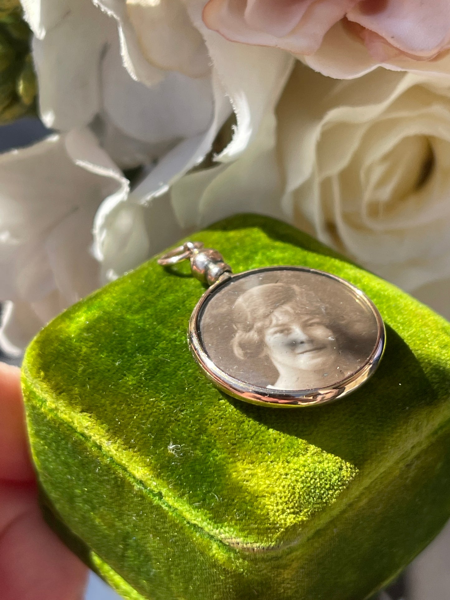 Antique 9ct Gold Glass Locket Double Sided Edwardian 1905 2.8g