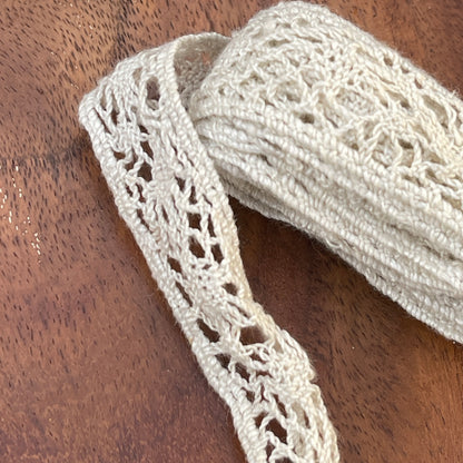 Unreleased: Vintage Midcentury Cream Cotton Diamond Lattice Lace