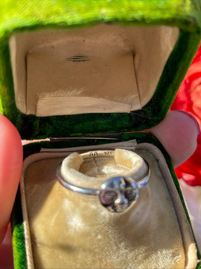 Sterling Silver Moon Face Ring Vintage Victorian Look Celestial Style As above U