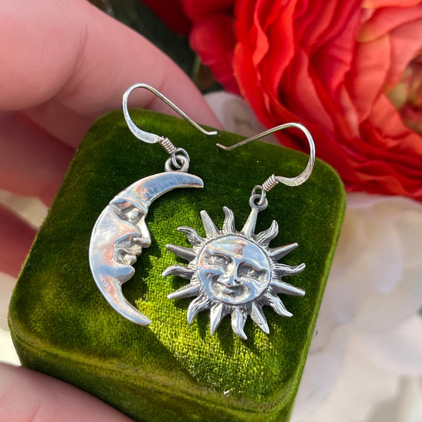 Vintage Sterling Silver Celestial 90s Sun Moon Face earrings