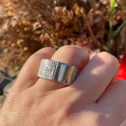 Vintage Sterling Silver Heavy Thick Band Modernist Textured Ring V/W