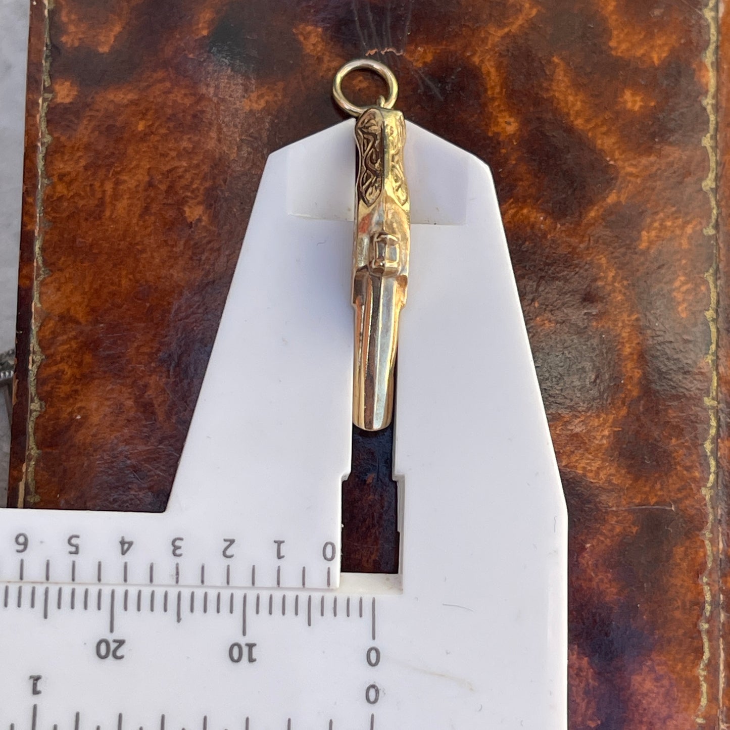 Vintage 9ct Gold Pistol Charm Antique Flintlock Gun Pendant 0.9g