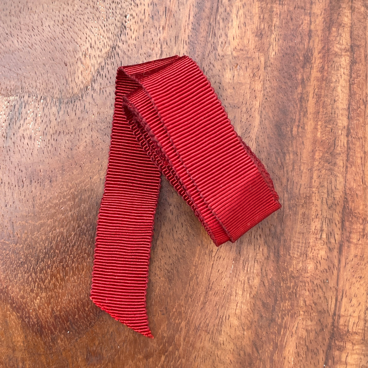 Unreleased: Vintage Deep Red Petersham Grosgrain Ribbon