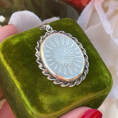 Vintage Silver 70s Victoriana Revival Locket Pendant Necklace