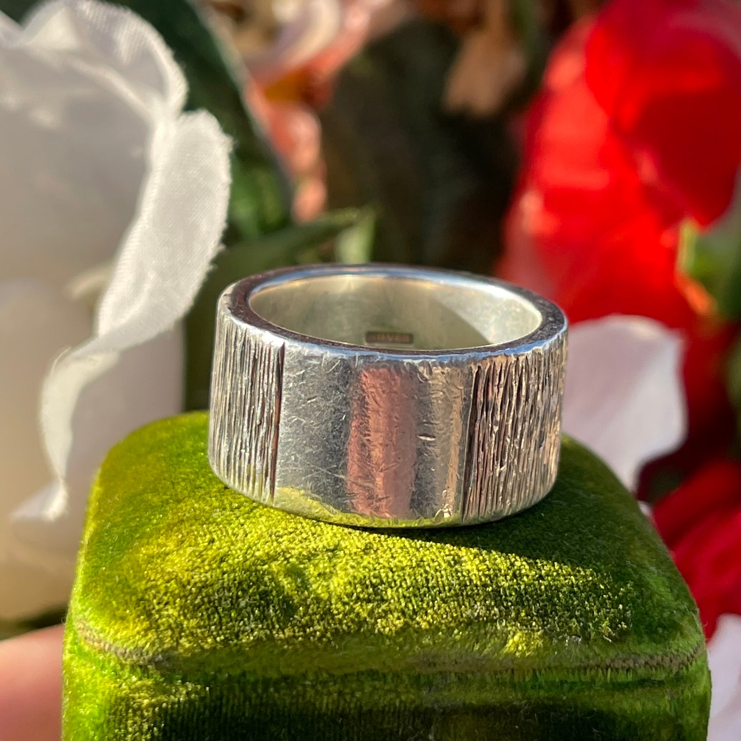 Vintage Sterling Silver Heavy Thick Band Modernist Textured Ring V/W