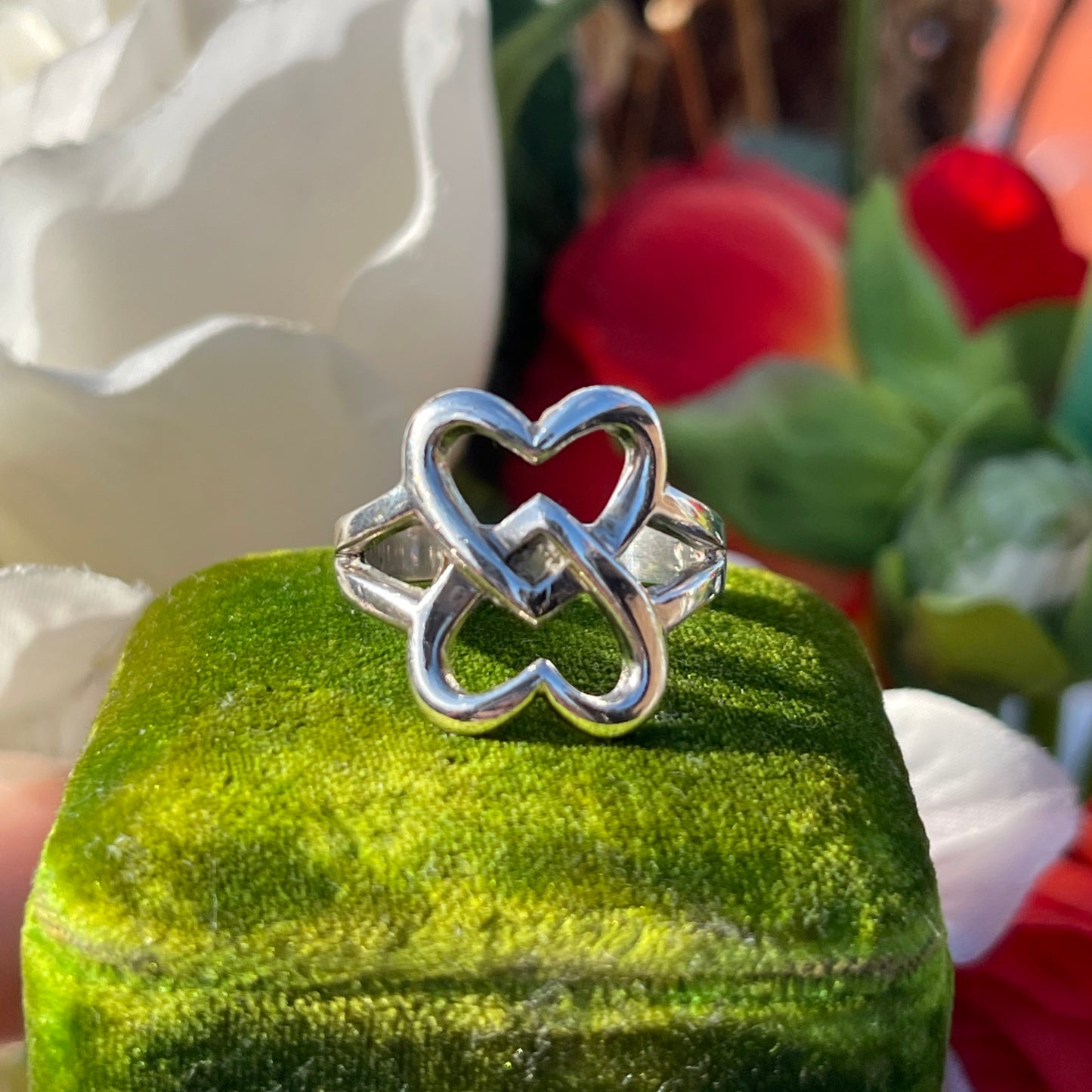 Vintage Sterling Silver Interlocking Hearts Chunky Ring O