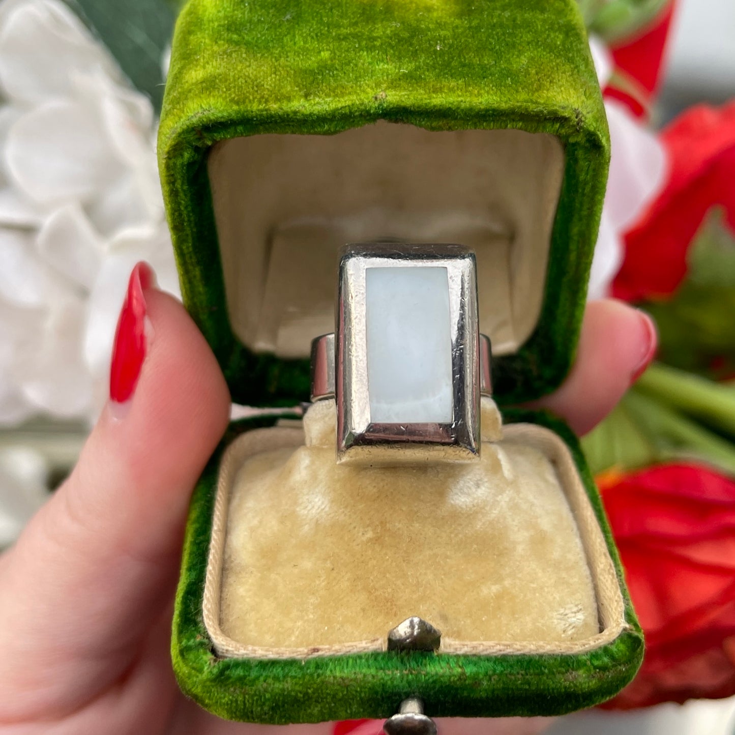 Sterling Silver Mother Of Pearl Chunky Square Cushion Ring N