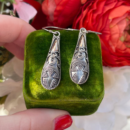 Vintage Sterling Silver Gold Balinese Filigree Teardrop earrings