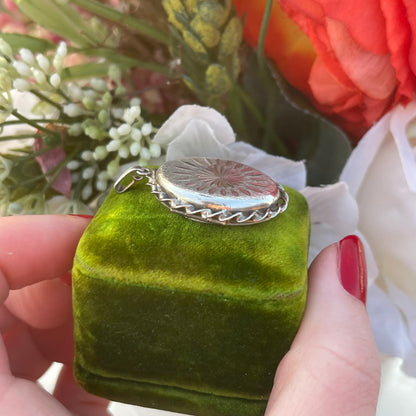 Vintage Silver 70s Victoriana Revival Locket Pendant Necklace