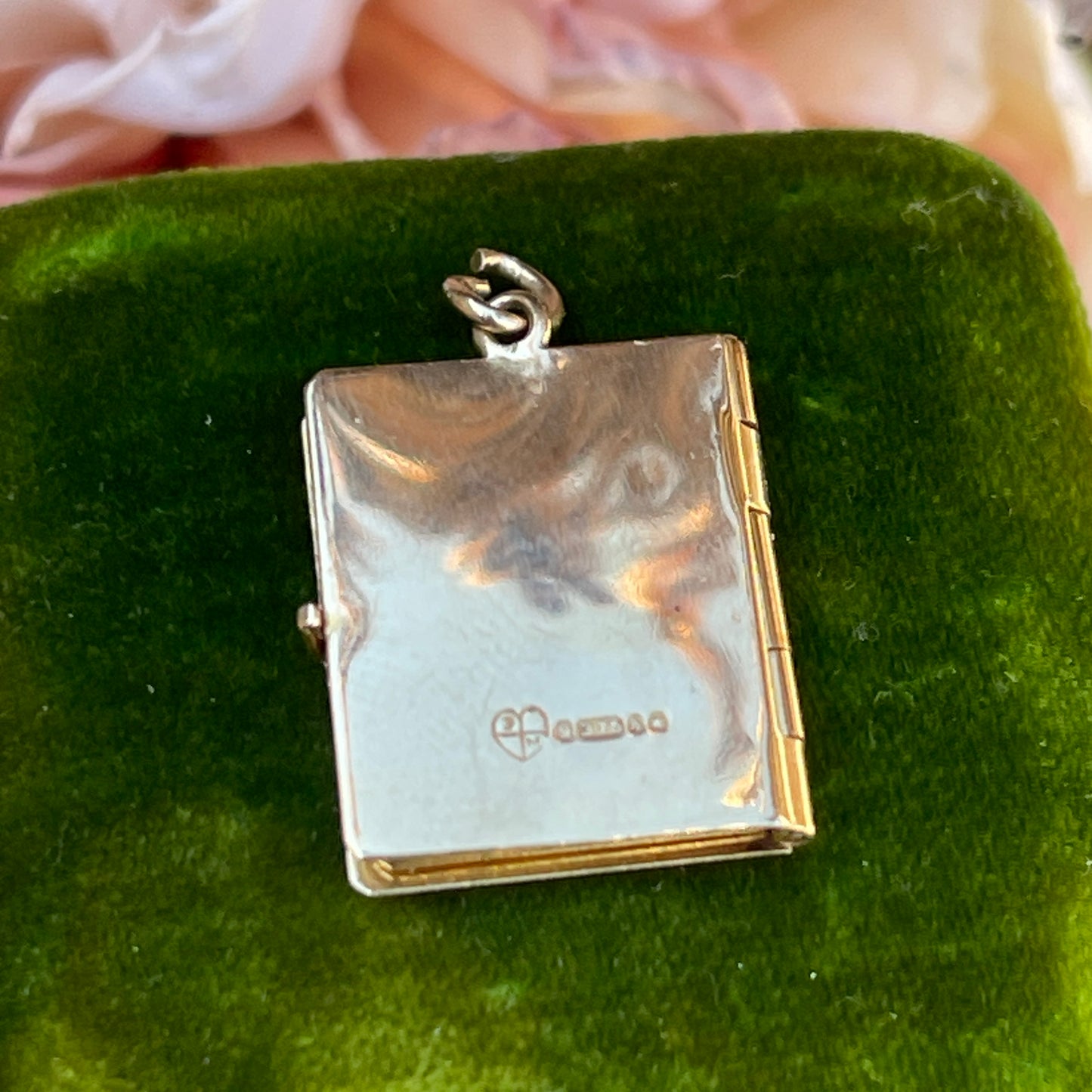 Antique 9ct Gold Edwardian Book Locket Engraved Heart Pendant Rare 1903 3g