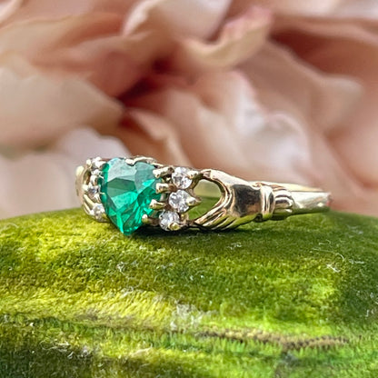 Gold Gilt Silver Green Heart Hands Claddagh Ring S