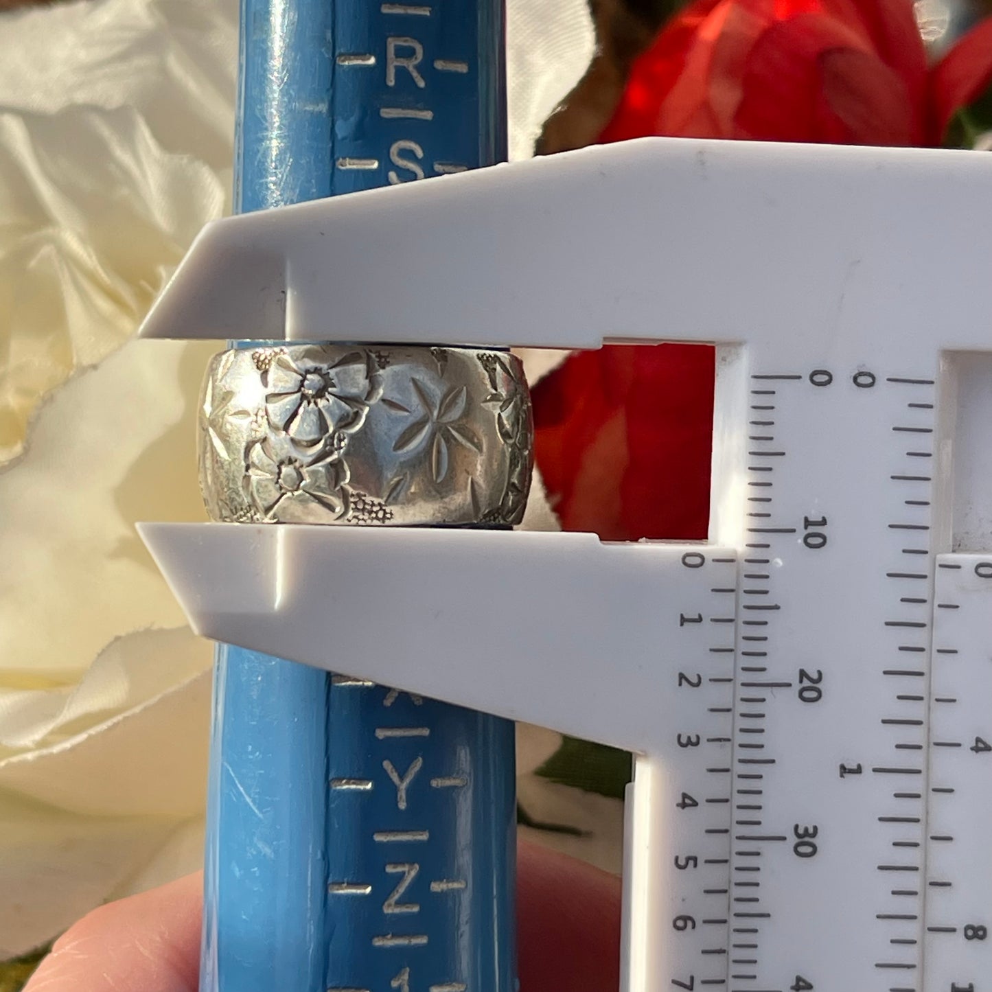 Vintage Sterling Silver Floral Star Engraved Thick Band Ring 12mm 1973 U-V