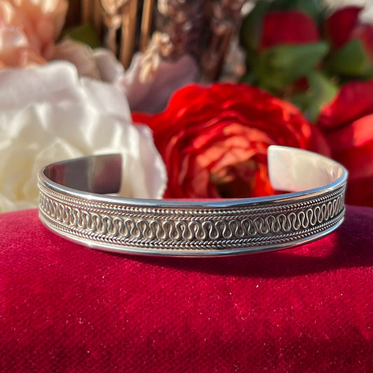 Vintage Sterling Silver Balinese Ruffle Ornate Solid Bangle Cuff 12g