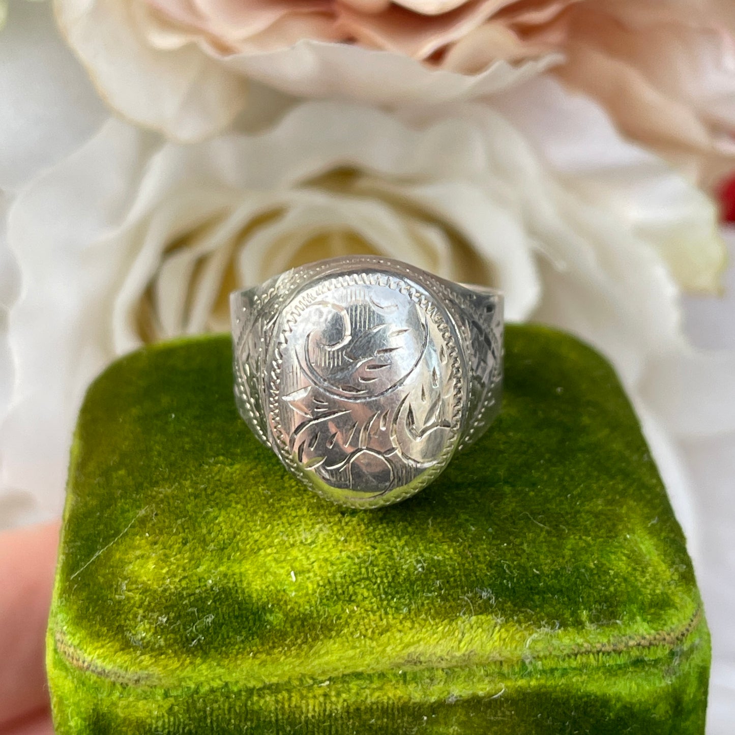 Unreleased: Vintage Sterling Silver Locket Ring Engraved Filigree Etched T