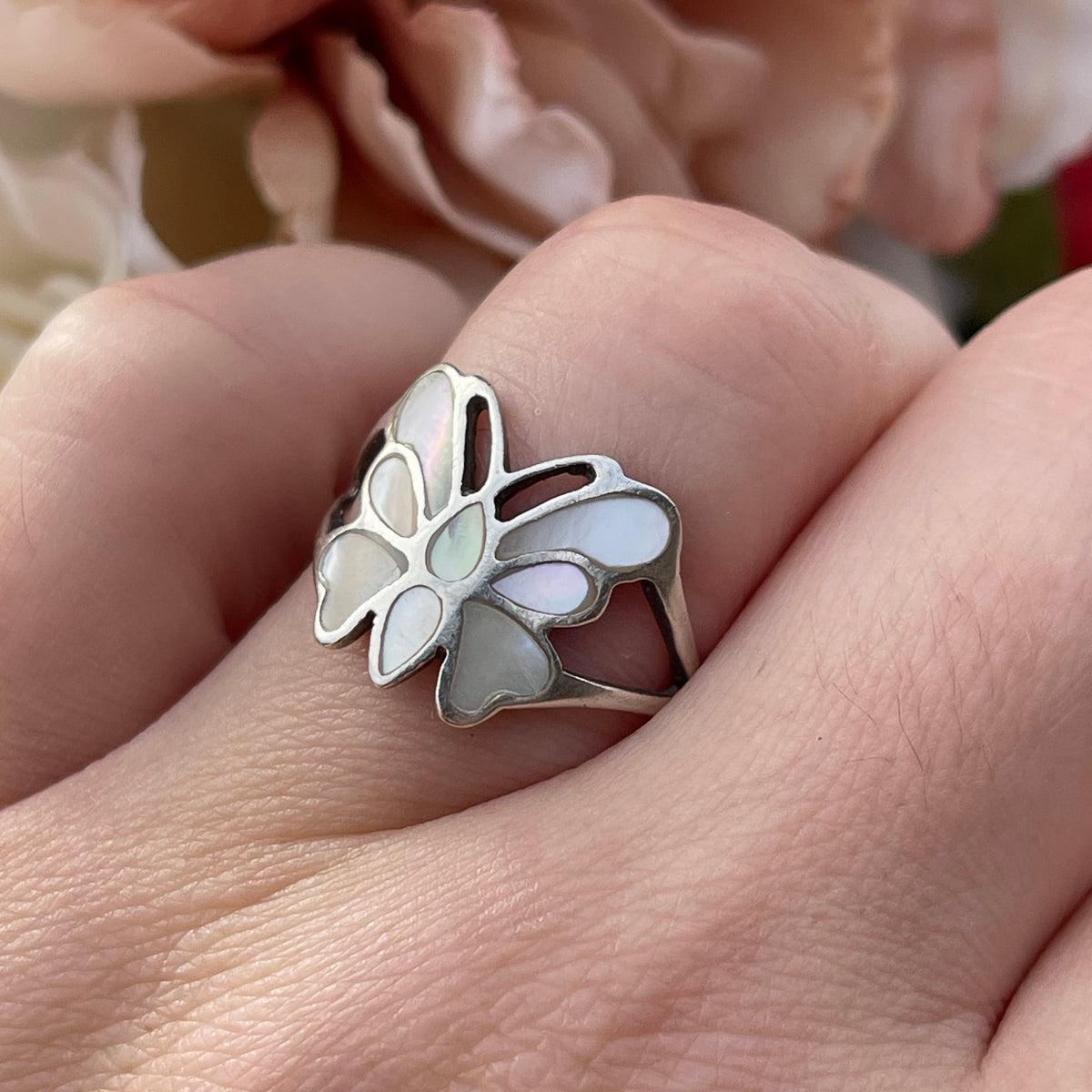 Sterling Silver Mother Of Pearl Inlay Butterfly Ring O