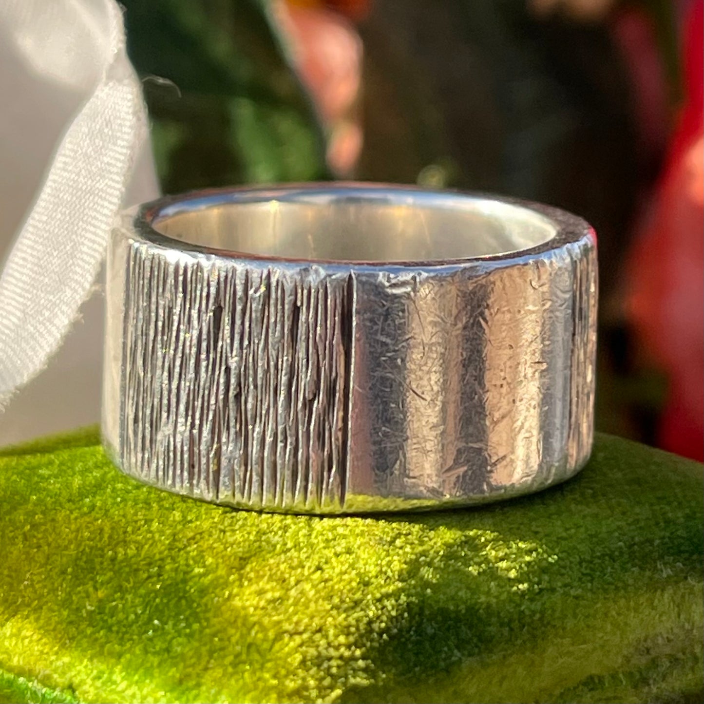 Vintage Sterling Silver Heavy Thick Band Modernist Textured Ring V/W