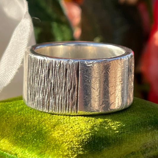 Vintage Sterling Silver Heavy Thick Band Modernist Textured Ring V/W