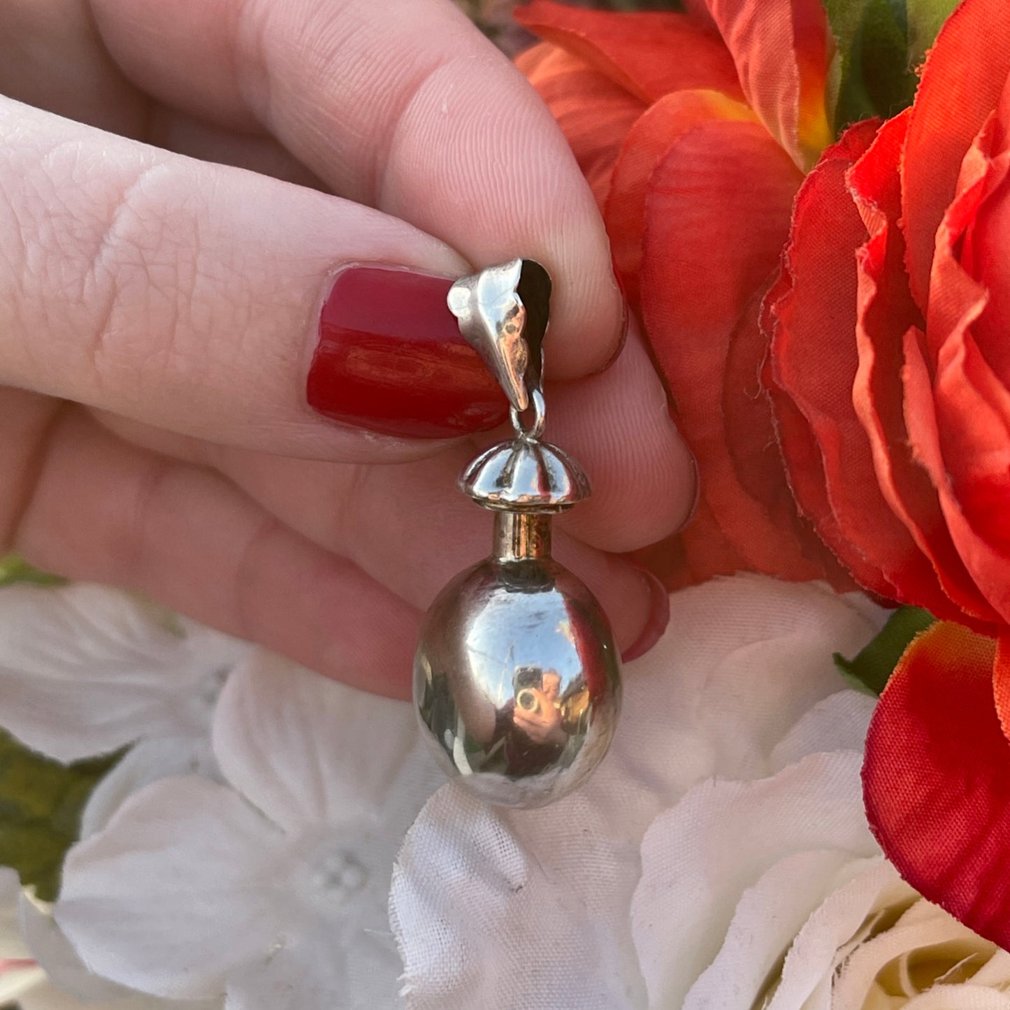 Silver Antique Revival Perfume Bottle Pendant