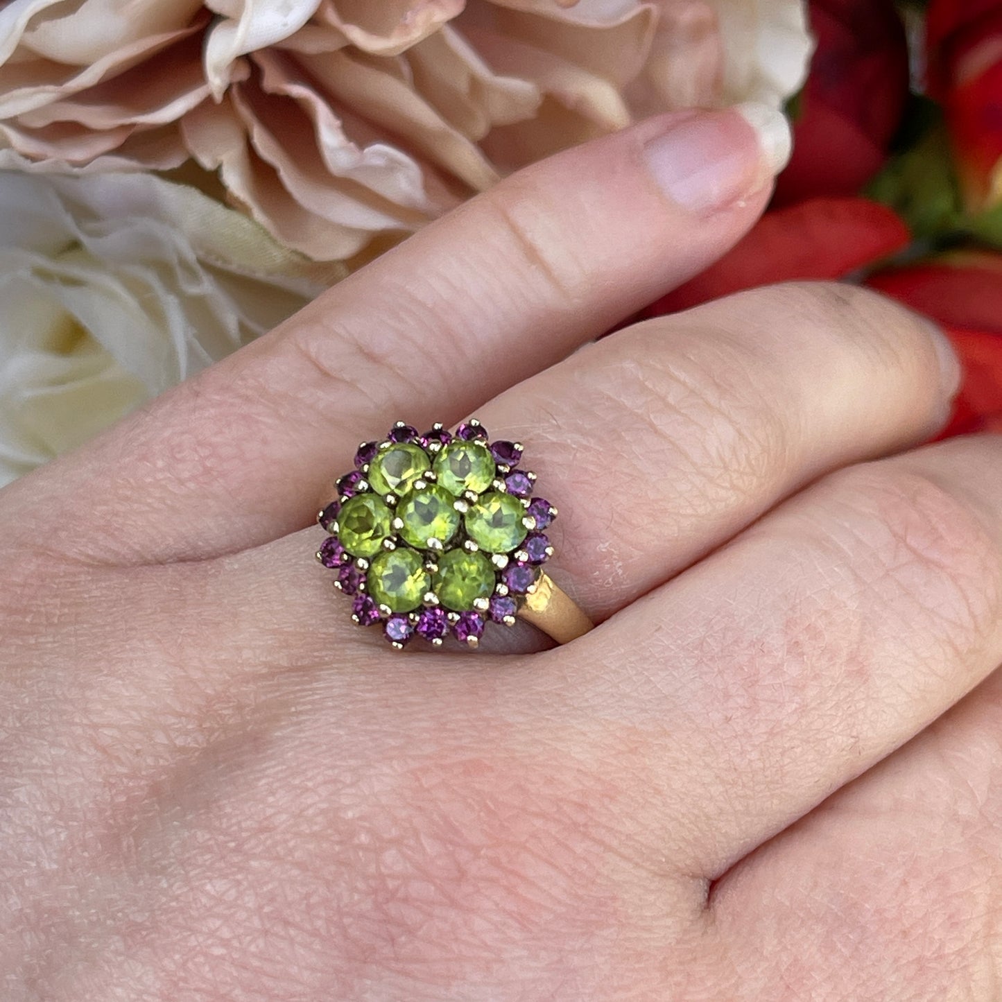 9ct Gold Peridot And Amethyst Cluster Flower Ring Yellow Gold R 3.5g