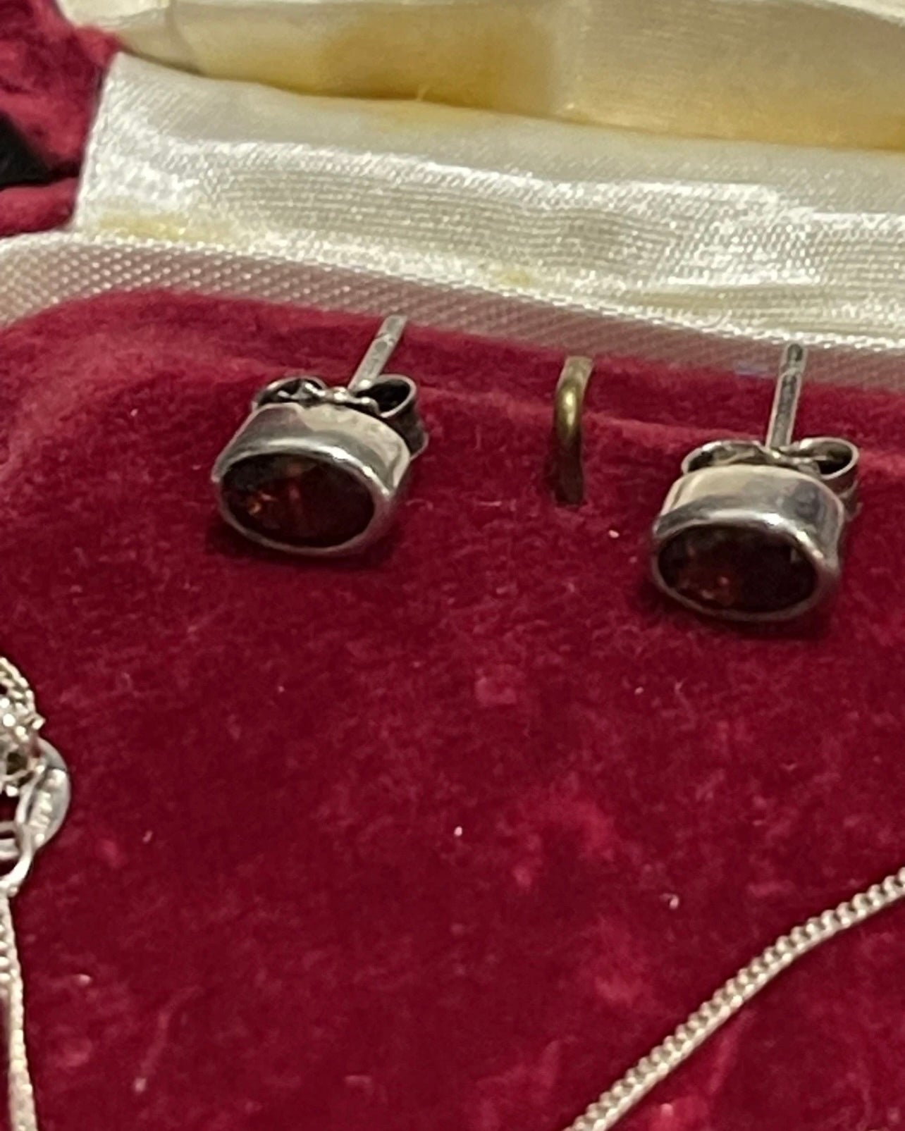 Vintage Sterling Silver Garnet Necklace Earrings Set