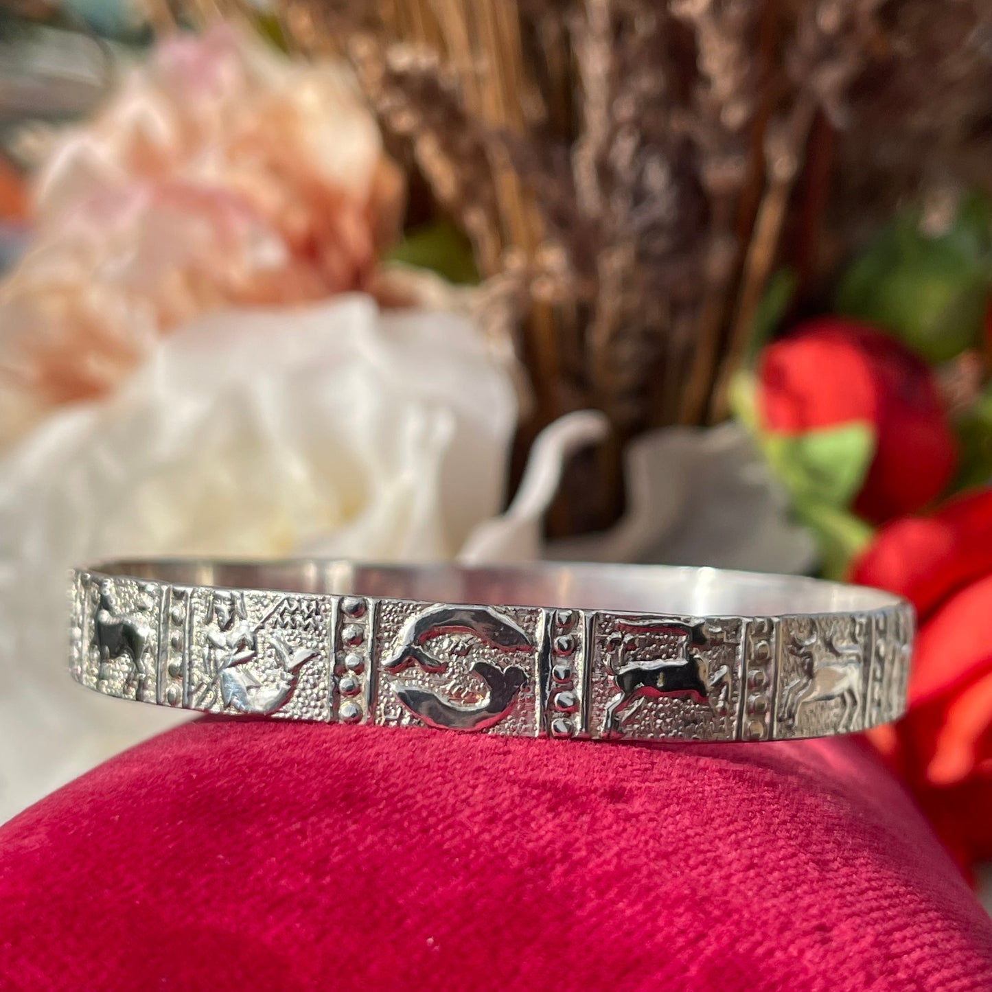 Vintage 70s Silver Celestial Zodiac star sign Bangle Bracelet moon Taxco Mexico