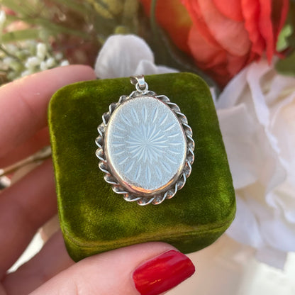 Vintage Silver 70s Victoriana Revival Locket Pendant Necklace