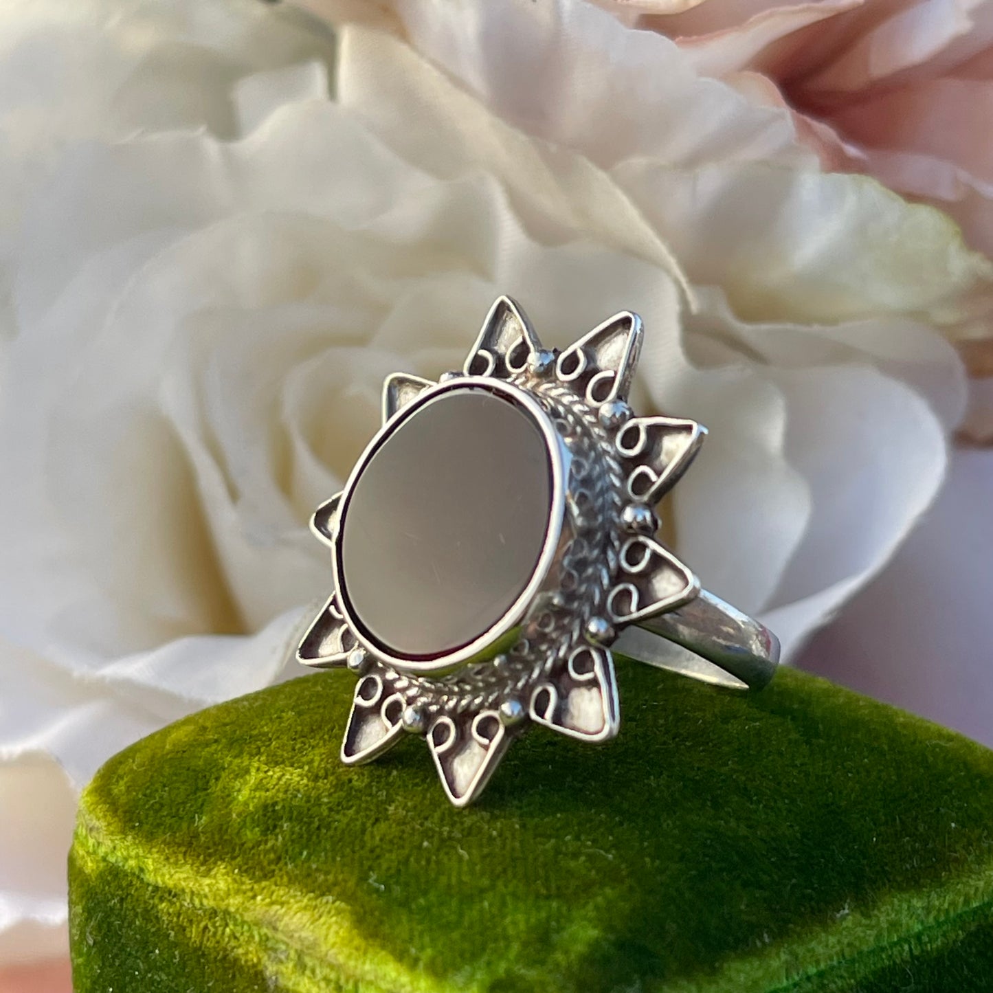 Vintage Sterling Silver 90s Indian Sun Burgundy Ring M 6.4g